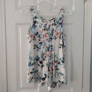 Floral Sleeveless Blouse